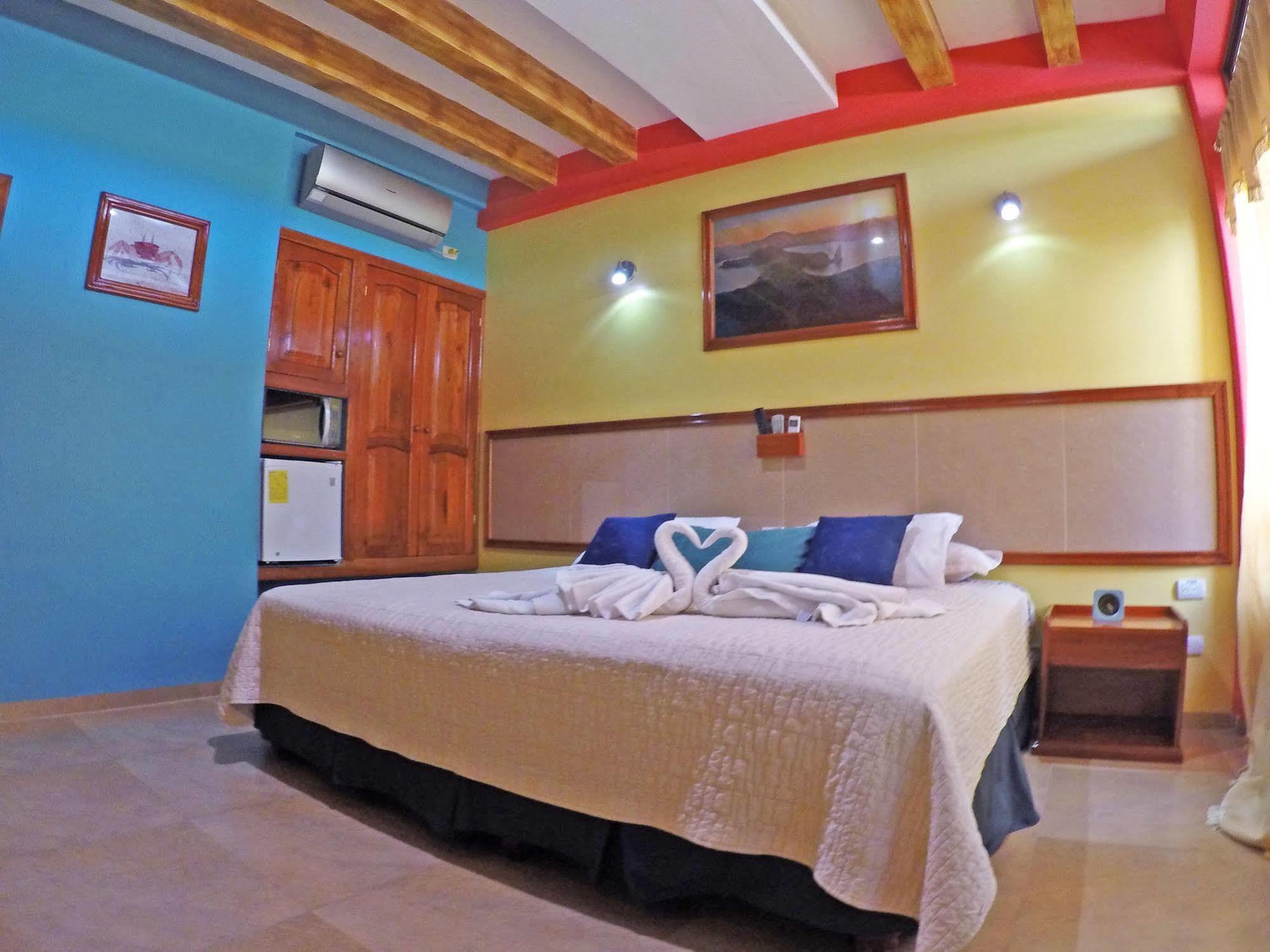 Bed and Breakfast Galapagos Eco Friendly à Puerto Baquerizo Moreno Extérieur photo
